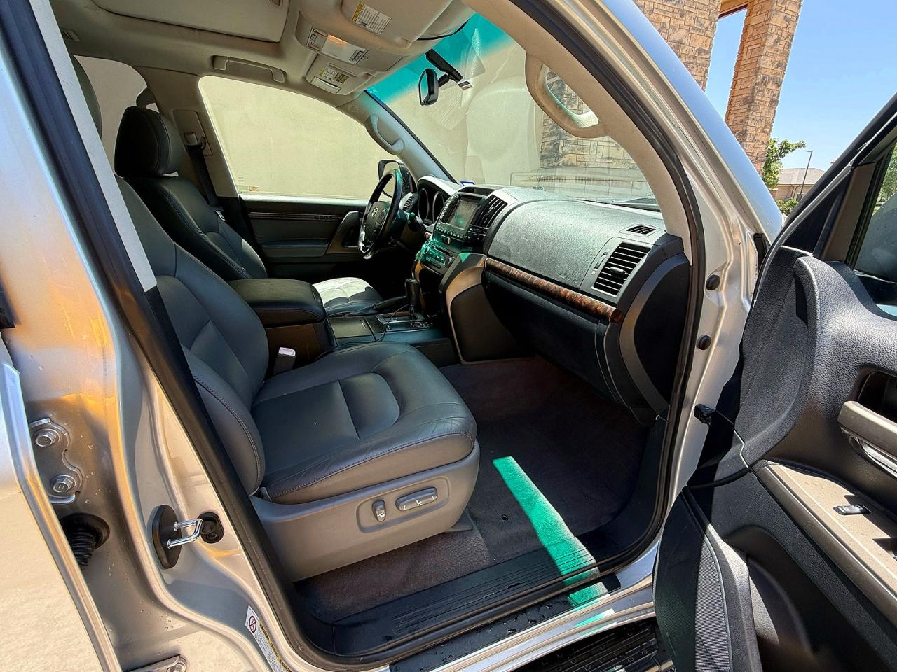 2009 Toyota Land Cruiser Base Silver vin: JTMHY05J895004603