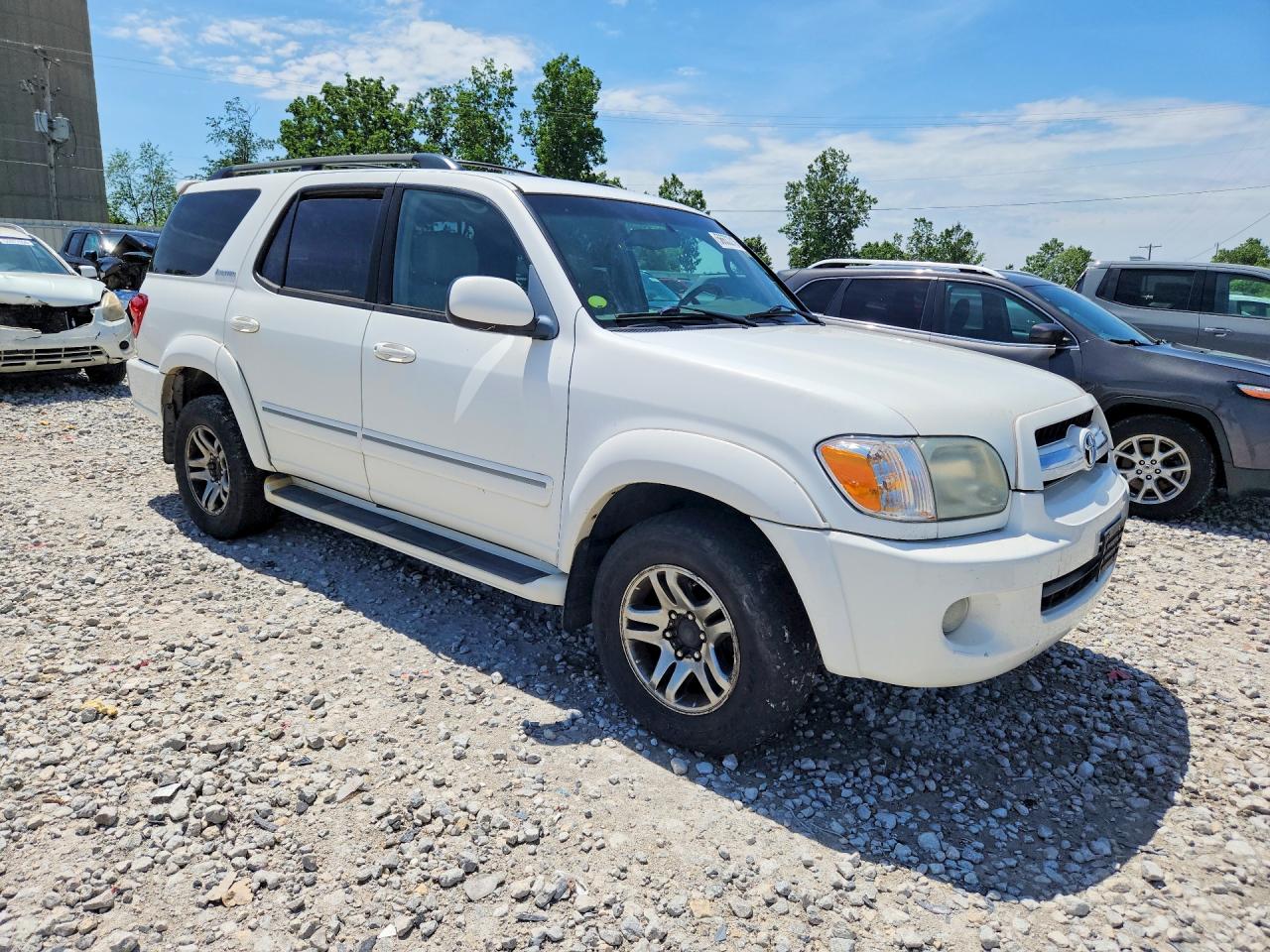 2005 Toyota Sequoia Limited White vin: 5TDBT48A45S252164