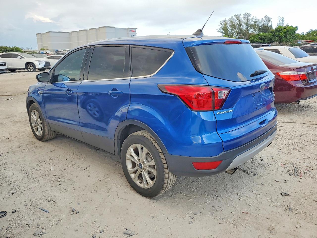 2019 Ford Escape Se Blue vin: 1FMCU0GD1KUA50357
