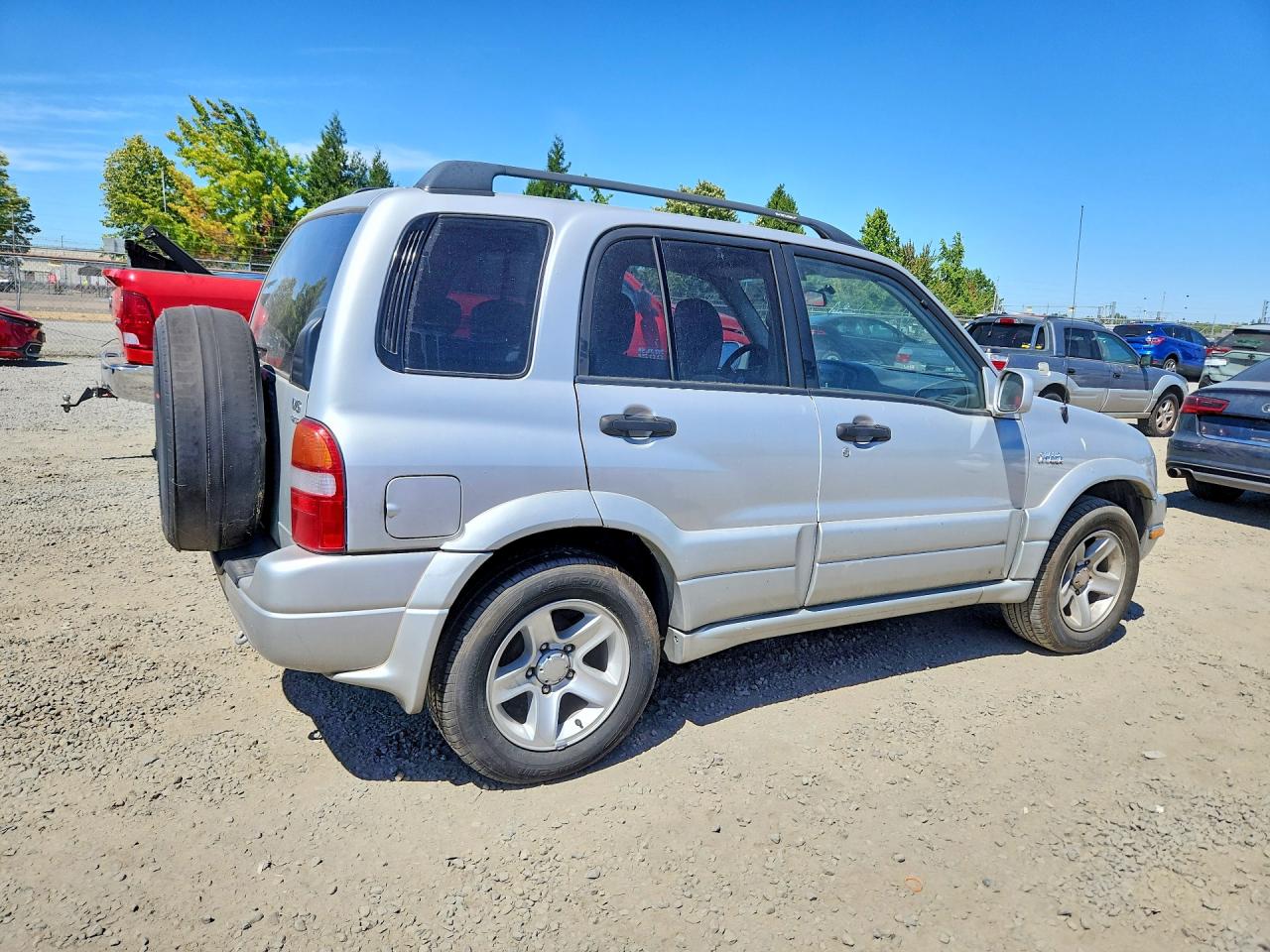 2003 Suzuki Grand Vitara Jlx Limited Silver vin: JS3TD62V334102646