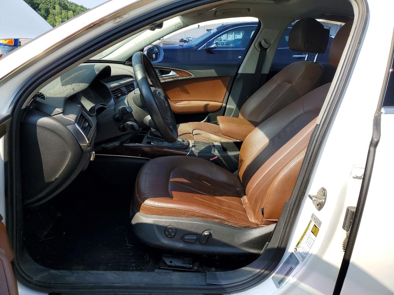 2013 Audi A6 Premium White vin: WAUCFBFCXDN054615