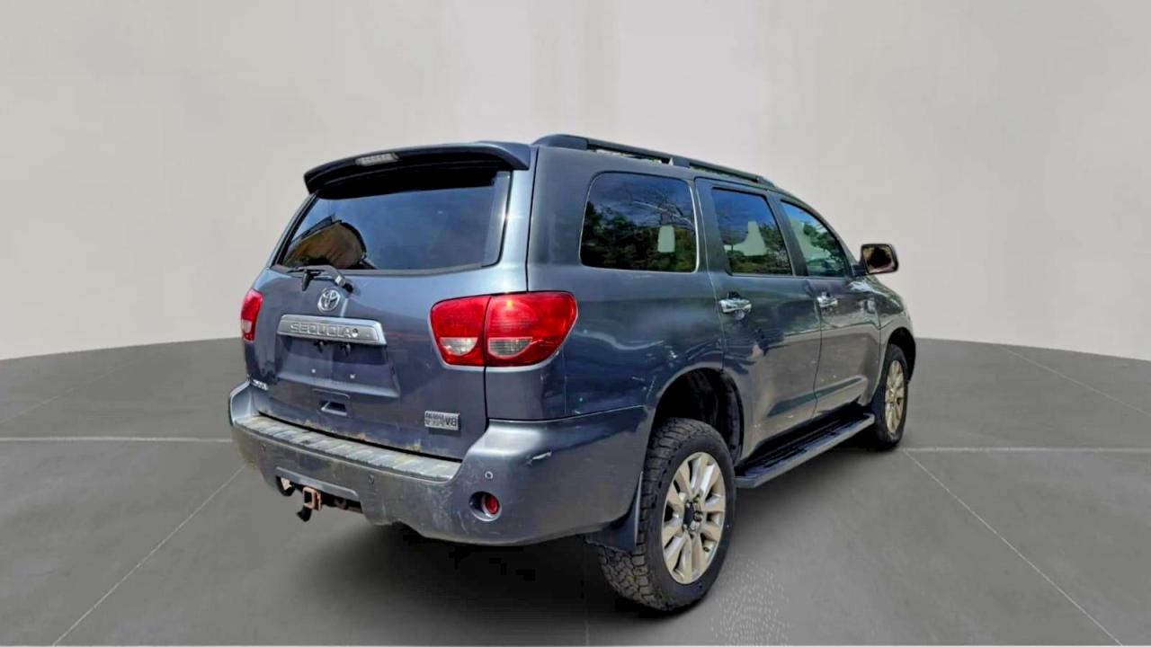 2010 Toyota Sequoia Platinum Blue vin: 5TDDY5G18AS033686