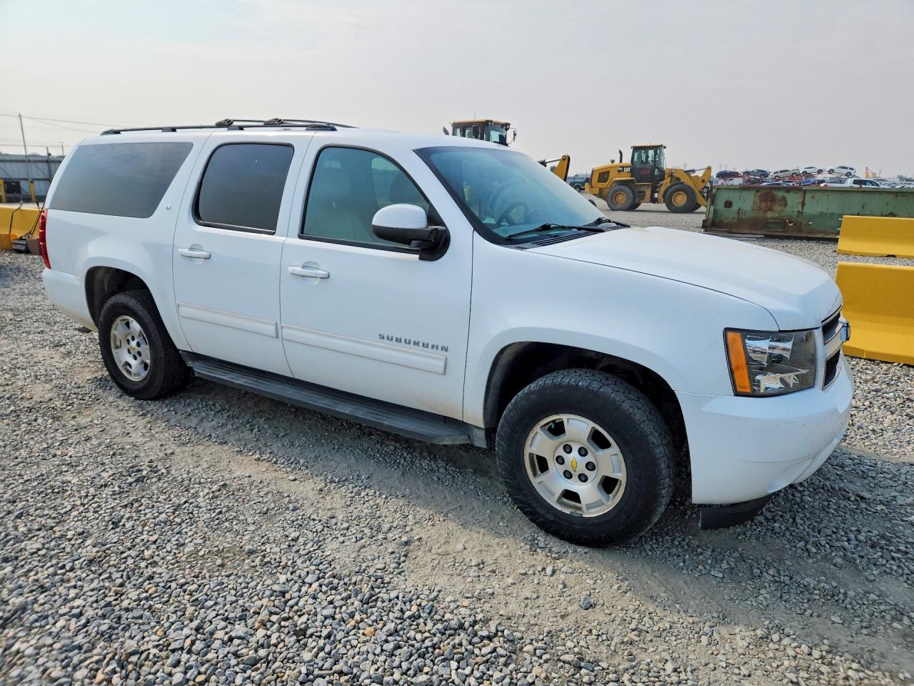 2011 Chevrolet Suburban K1500 Lt White vin: 1GNSKJE30BR210731