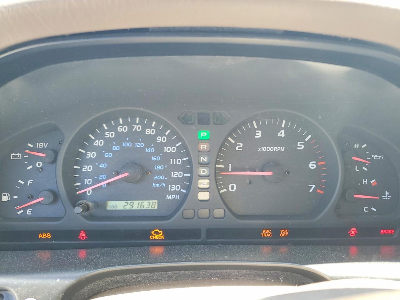 2000 Toyota Land Cruiser Base Gray vin: JT3HT05J5Y0107685