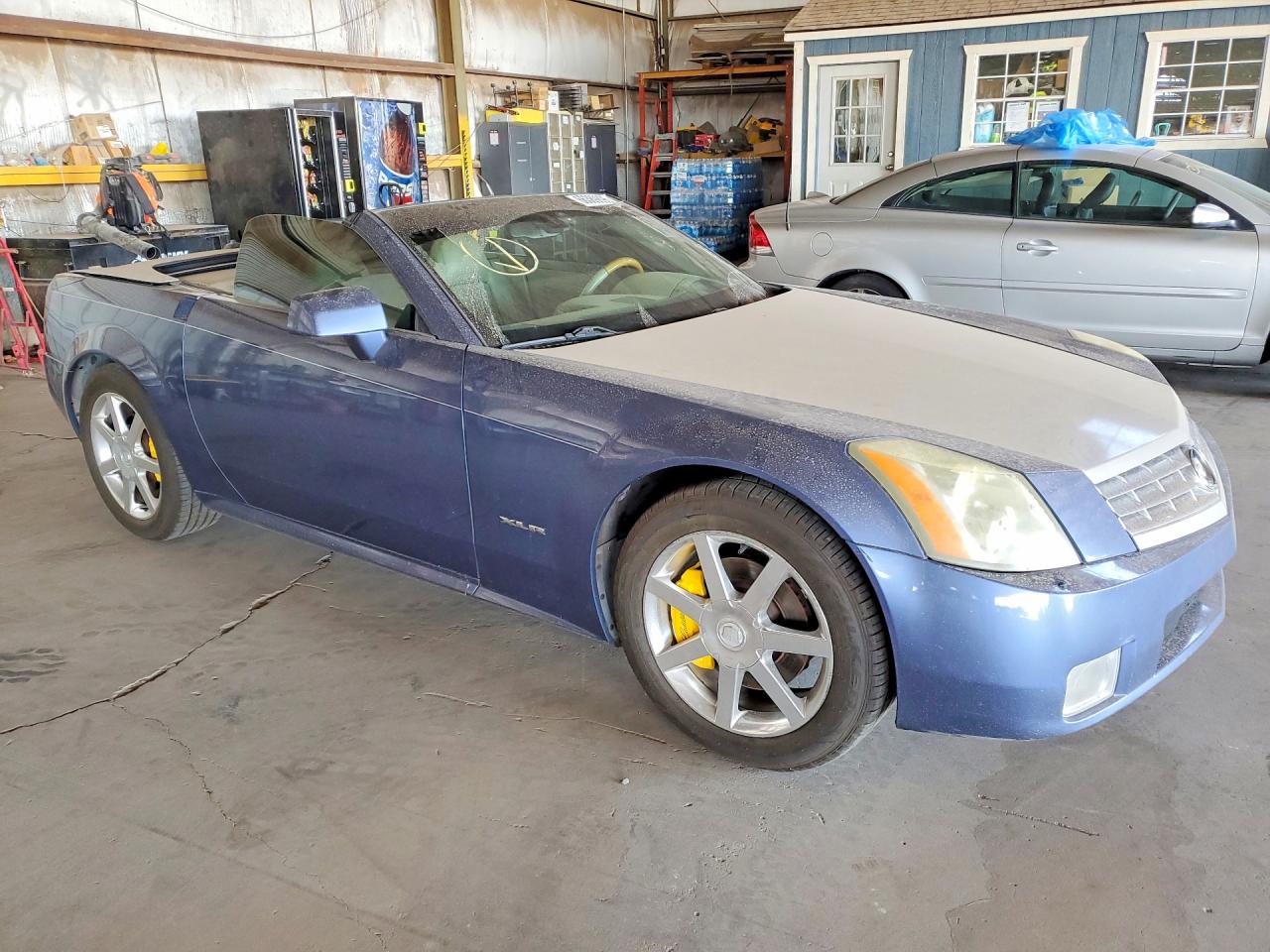 2005 Cadillac Xlr Blue vin: 1G6YV34A355603966