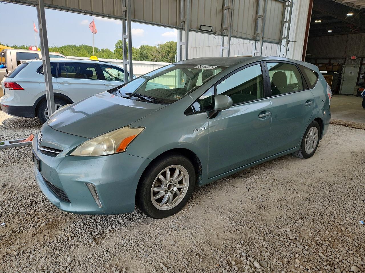 2013 Toyota Prius V Two Turquoise vin: JTDZN3EU8D3211294