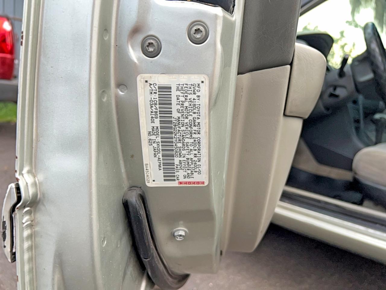 2000 Toyota Camry Le Серебряный vin: JT2BG22K2Y0450820