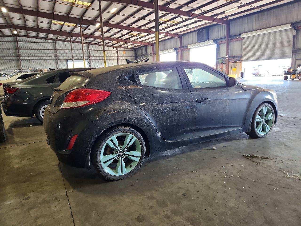 2012 Hyundai Veloster Base Black vin: KMHTC6AD8CU054101