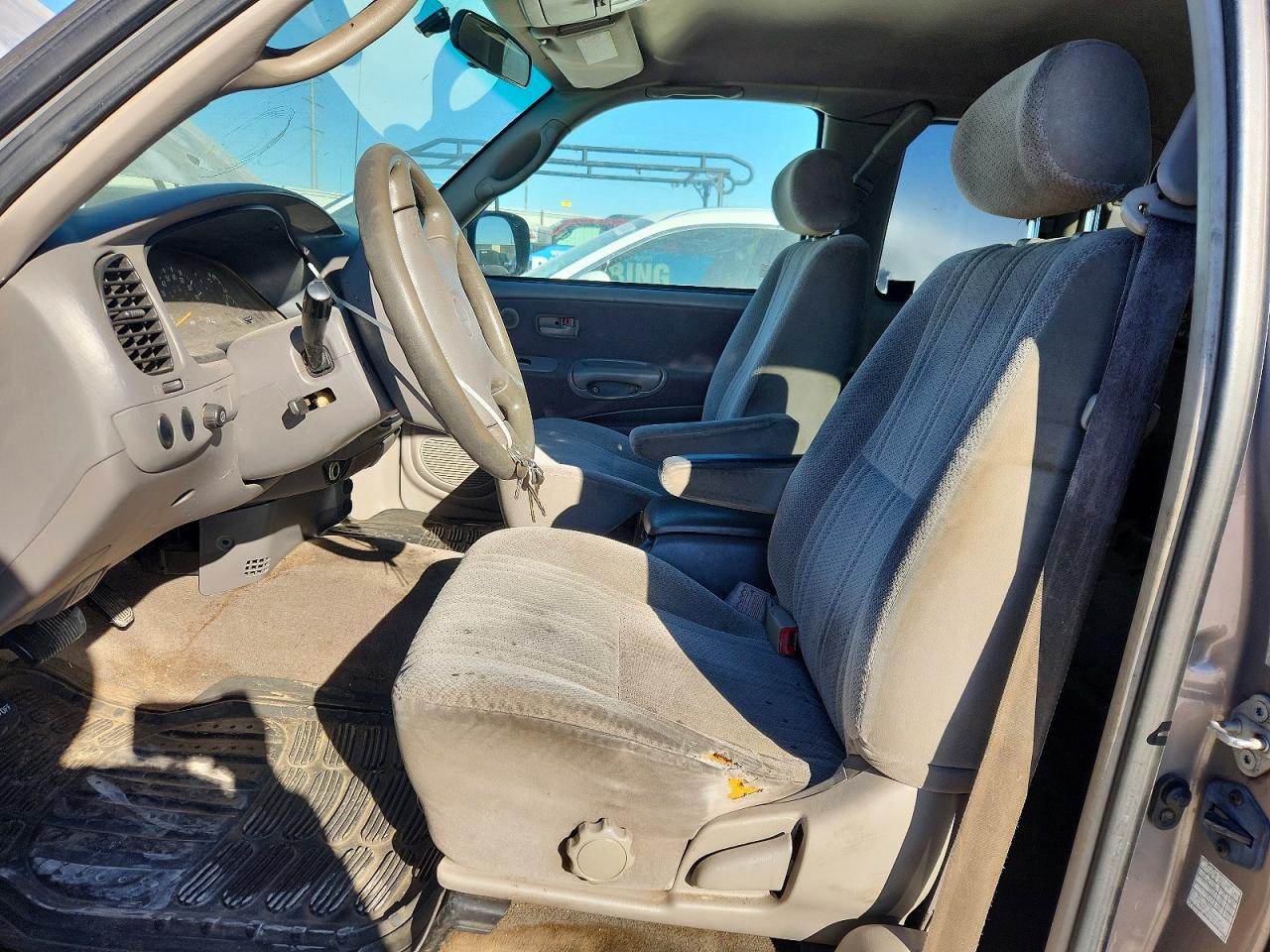 2002 Toyota Tundra Access Cab Sr5 Серебряный vin: 5TBRN34142S231831