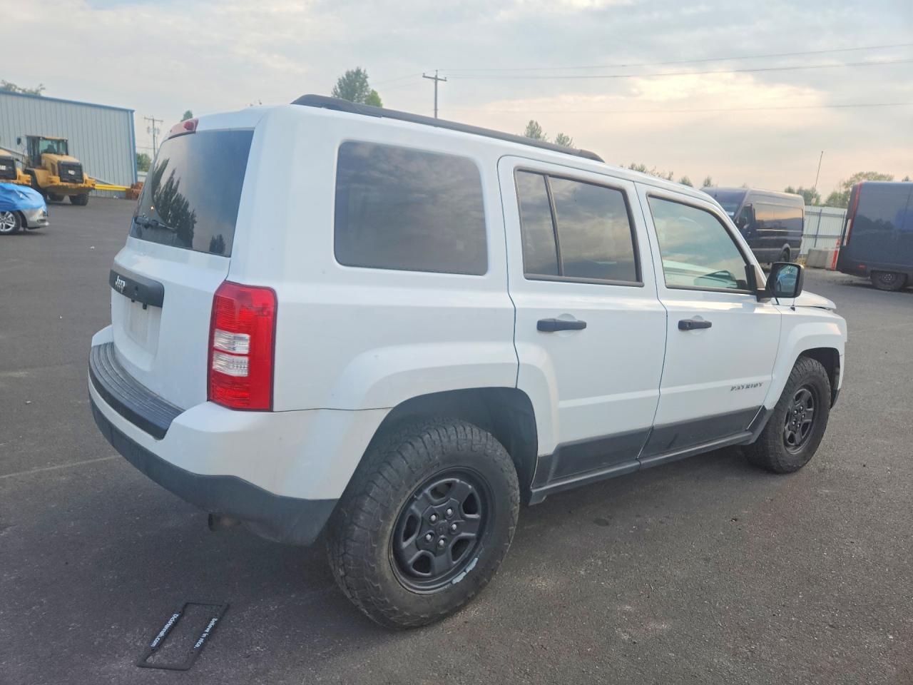 2015 Jeep Patriot Sport Белый vin: 1C4NJRBB1FD324758