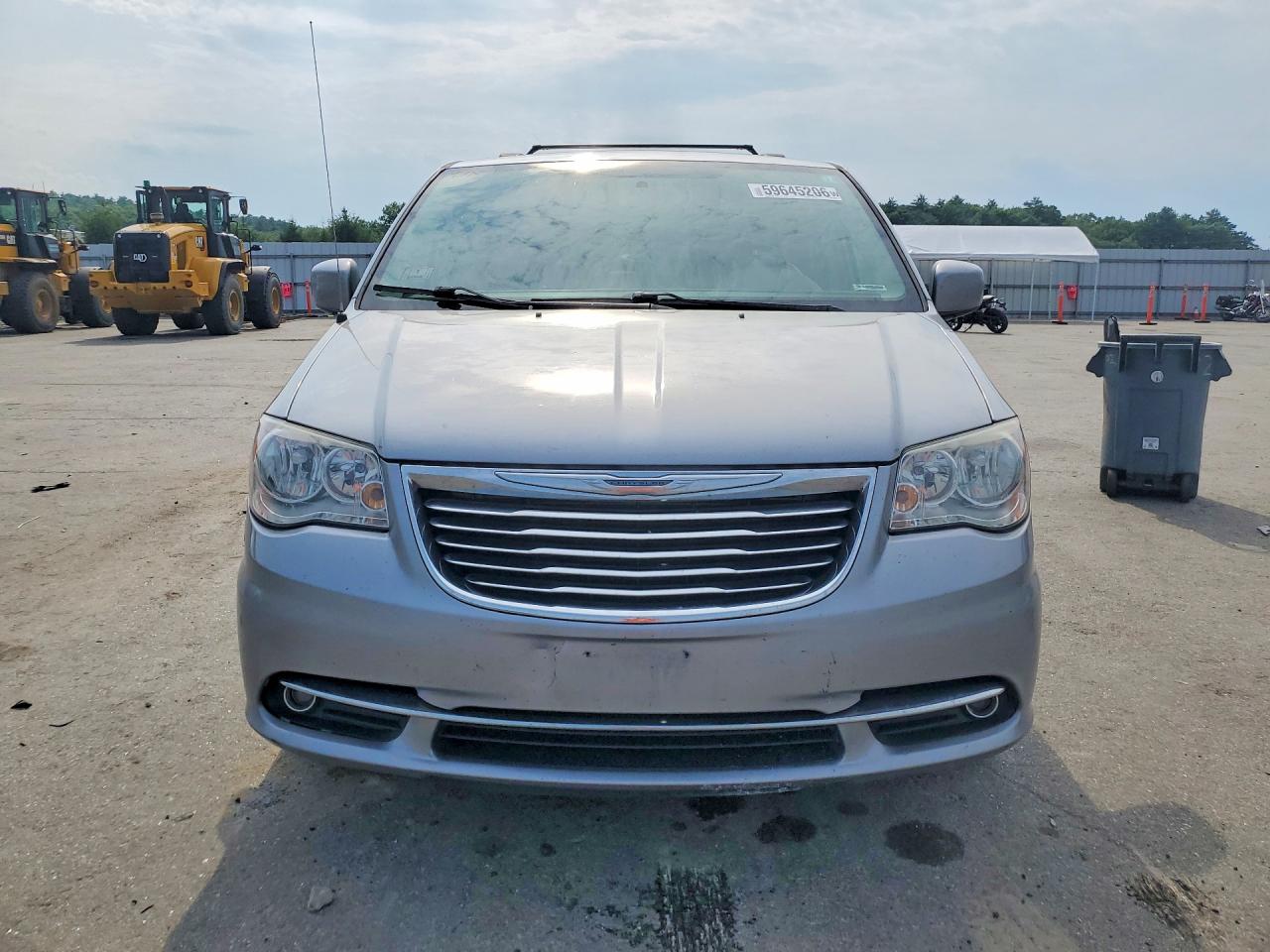 2015 Chrysler Town & Country Touring Серебряный vin: 2C4RC1BG8FR582832