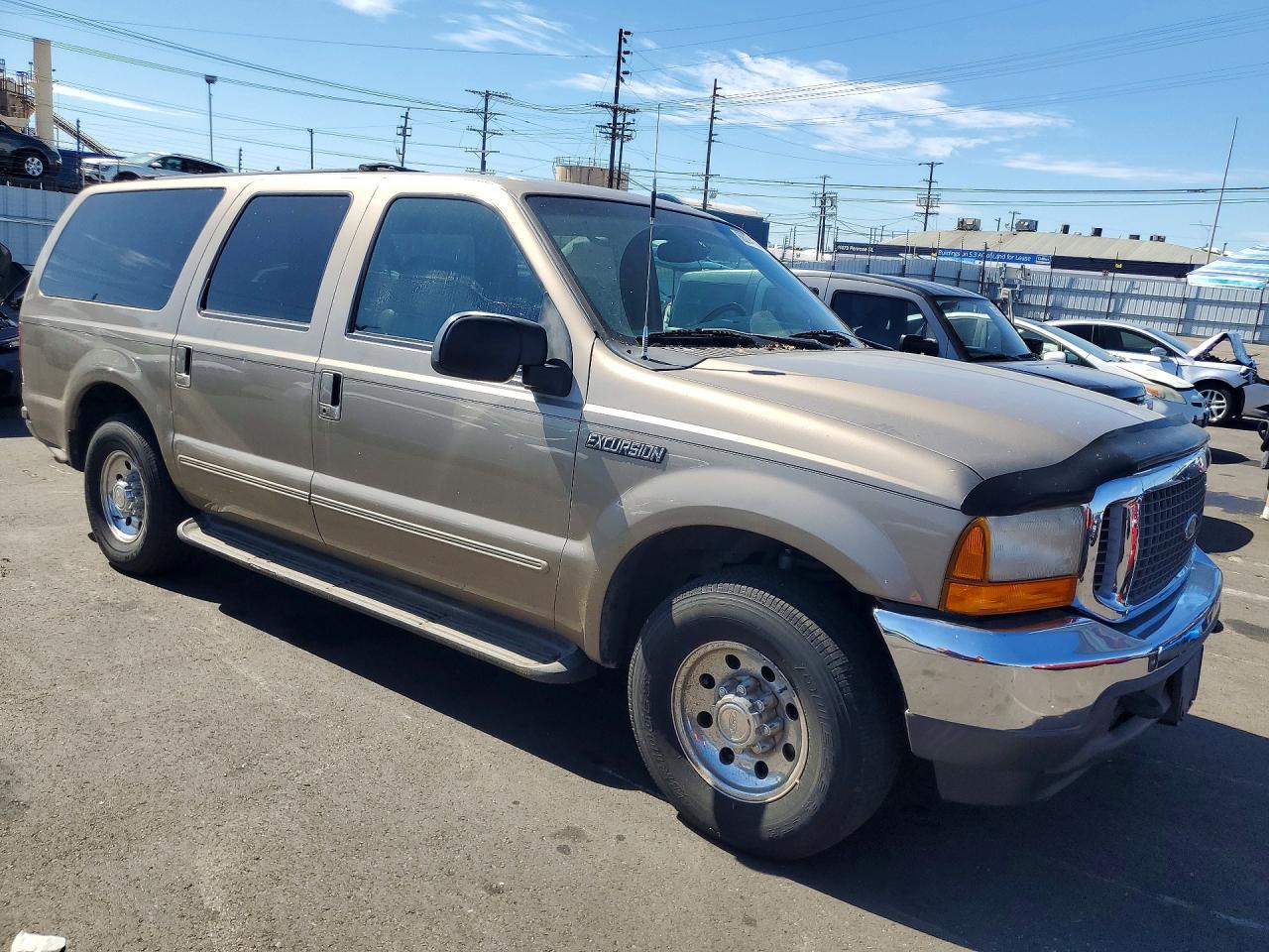 2000 Ford Excursion Xlt Tan vin: 1FMNU40L1YEA82875