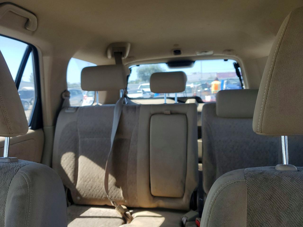 2006 Honda Cr-v Lx Tan vin: JHLRD68556C005364