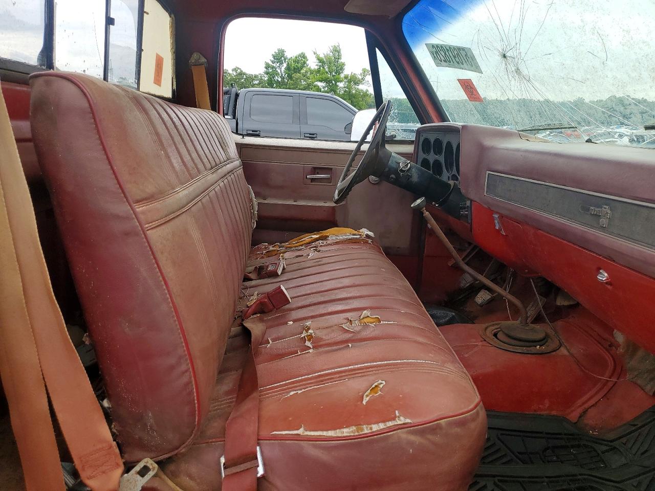 1982 Chevrolet C20 Красный vin: 1GCGC24M6CS186036