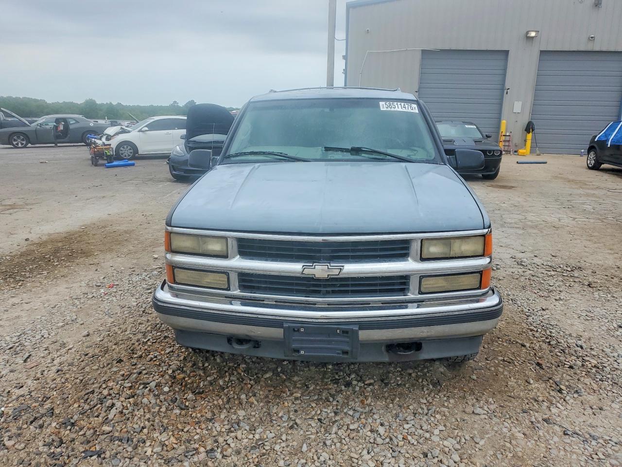 1998 Chevrolet Tahoe C1500 Черный vin: 1GNEC13R5WJ358119