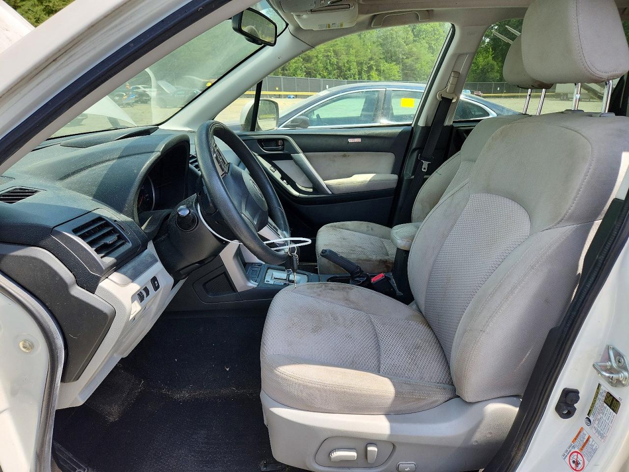 2014 Subaru Forester 2.5i Premium White vin: JF2SJAEC6EH523936