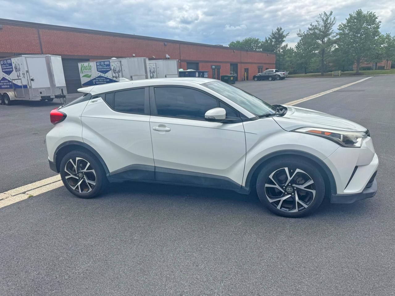 2018 Toyota C-hr Xle White vin: NMTKHMBX0JR023438