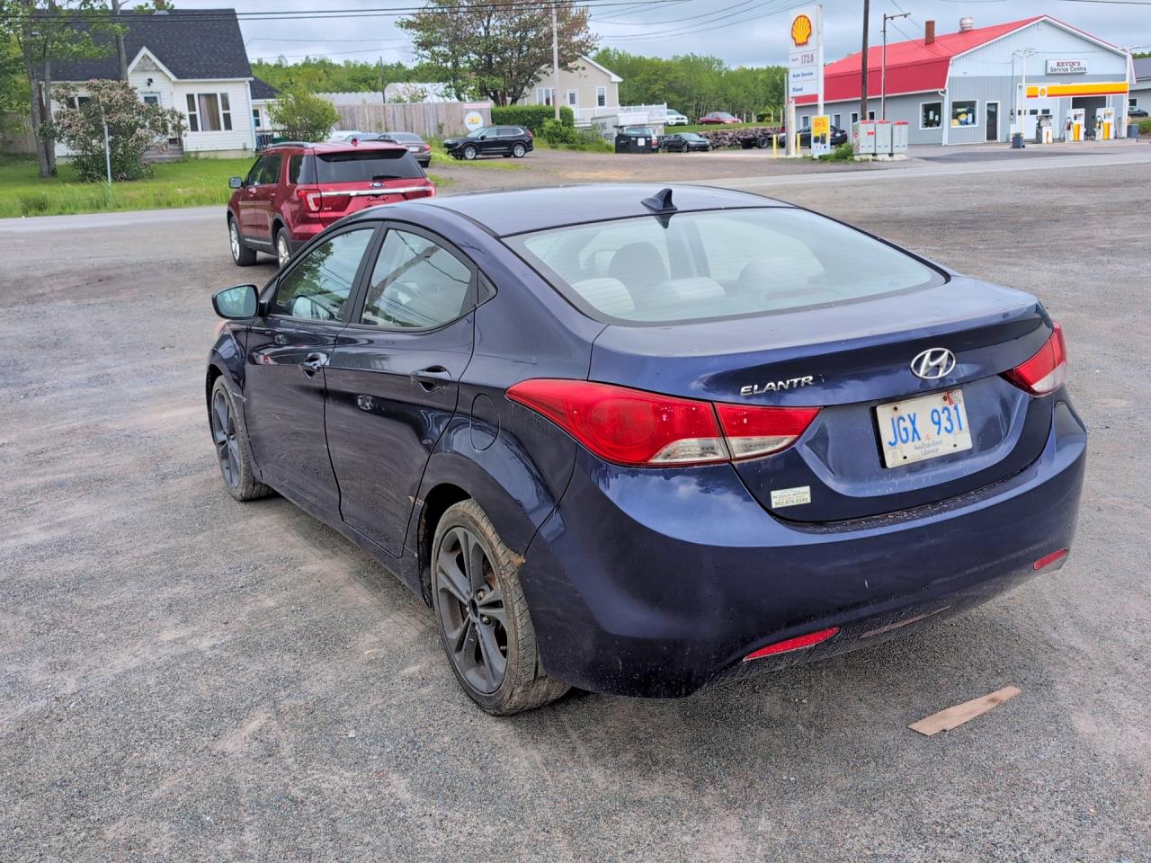 2012 Hyundai Elantra Gls Blue vin: 5NPDH4AE2CH116240