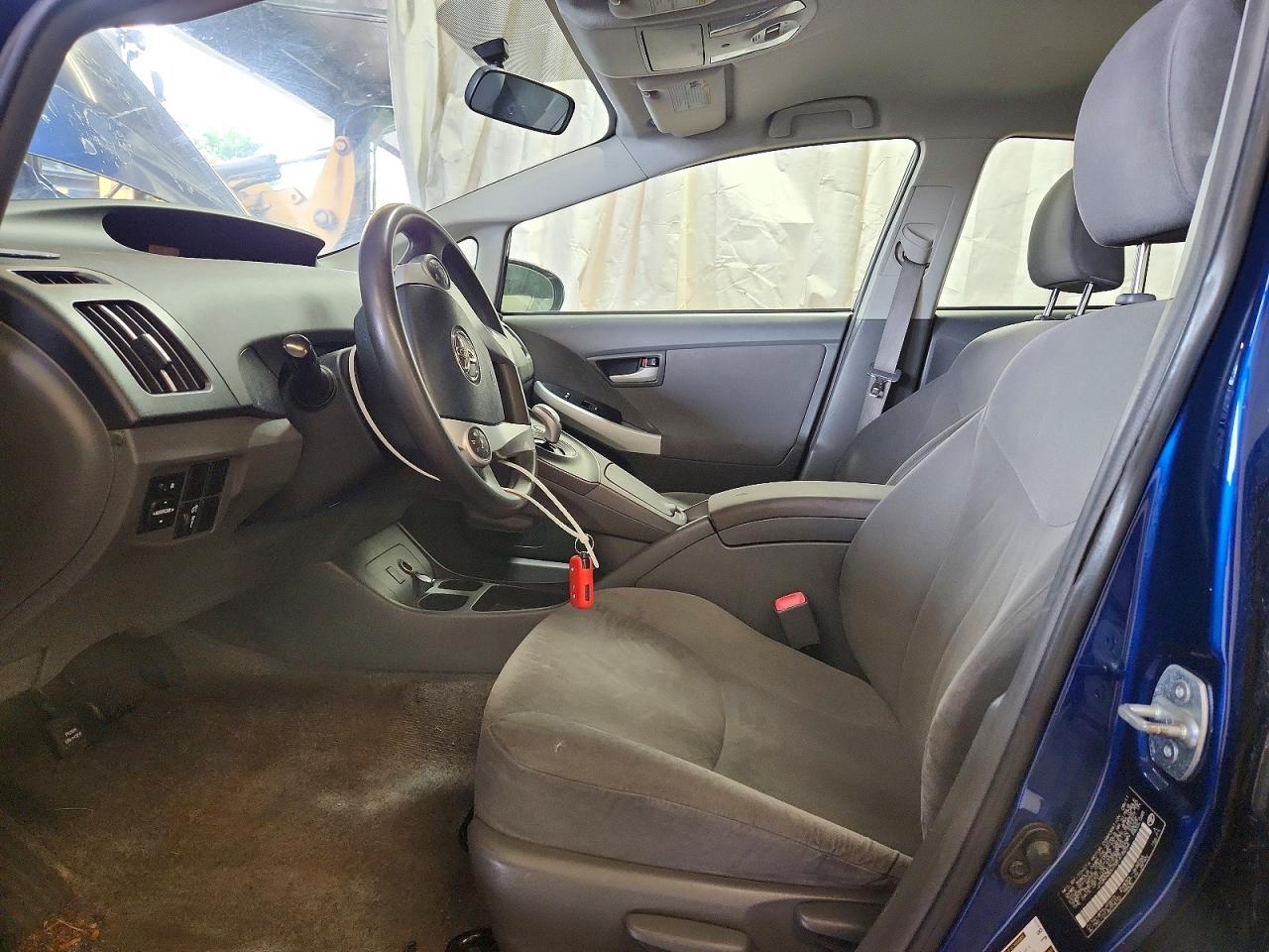 2011 Toyota Prius Two Blue vin: JTDKN3DU7B1418254