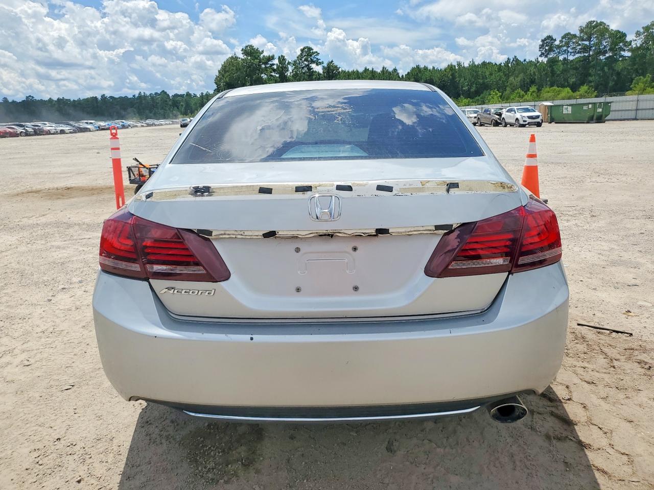 2013 Honda Accord Lx Silver vin: 1HGCR2F38DA096249