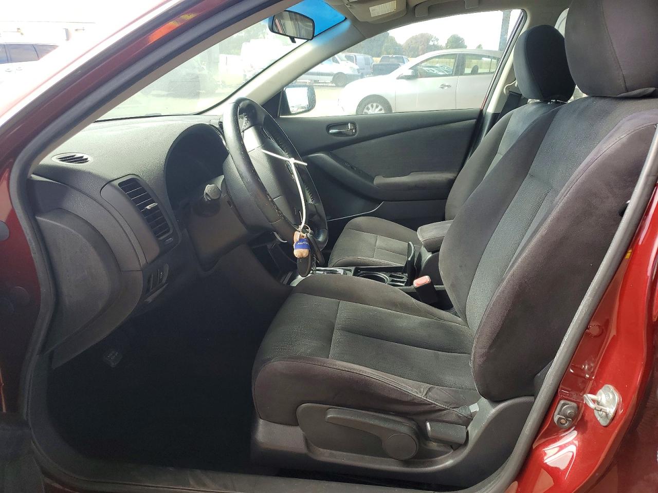 2011 Nissan Altima 2.5 Red vin: 1N4AL2AP2BN492884