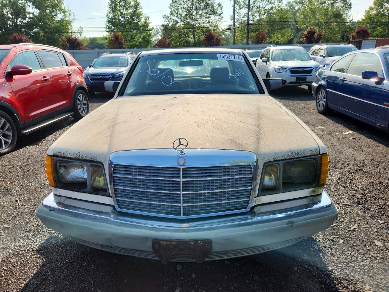 1984 Mercedes-benz 300 Sd Cream vin: WDBCB20A1EA035965