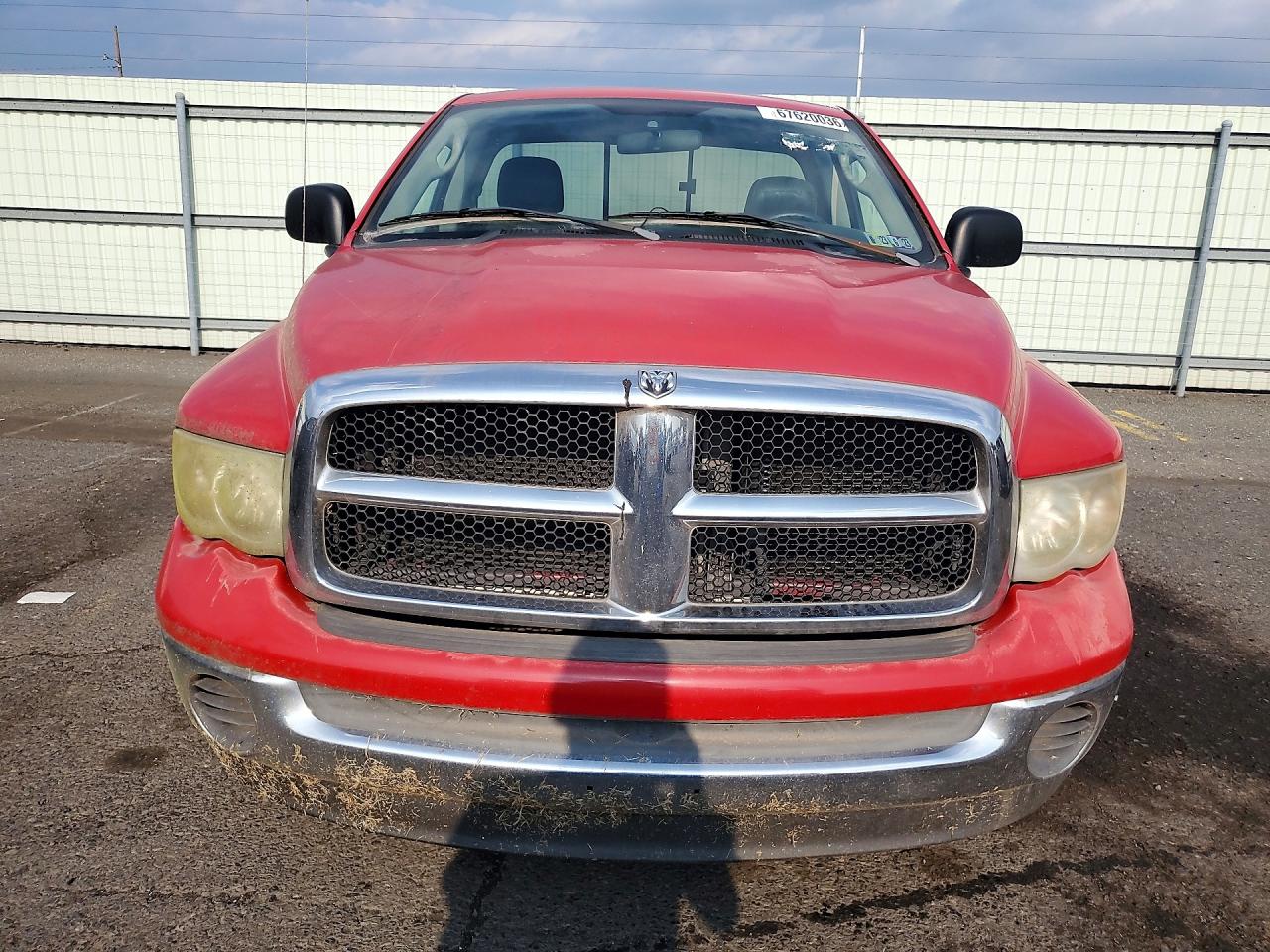 2005 Dodge Ram 1500 St Red vin: 1D7HA16K65J598889