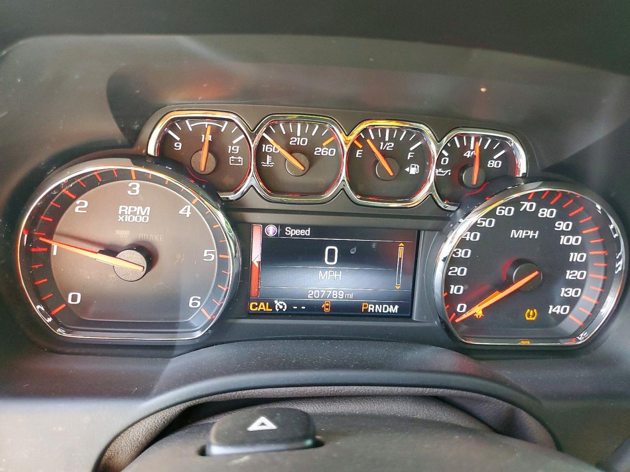 2015 Gmc Yukon Xl C1500 Slt Белый vin: 1GKS1HKC4FR676911