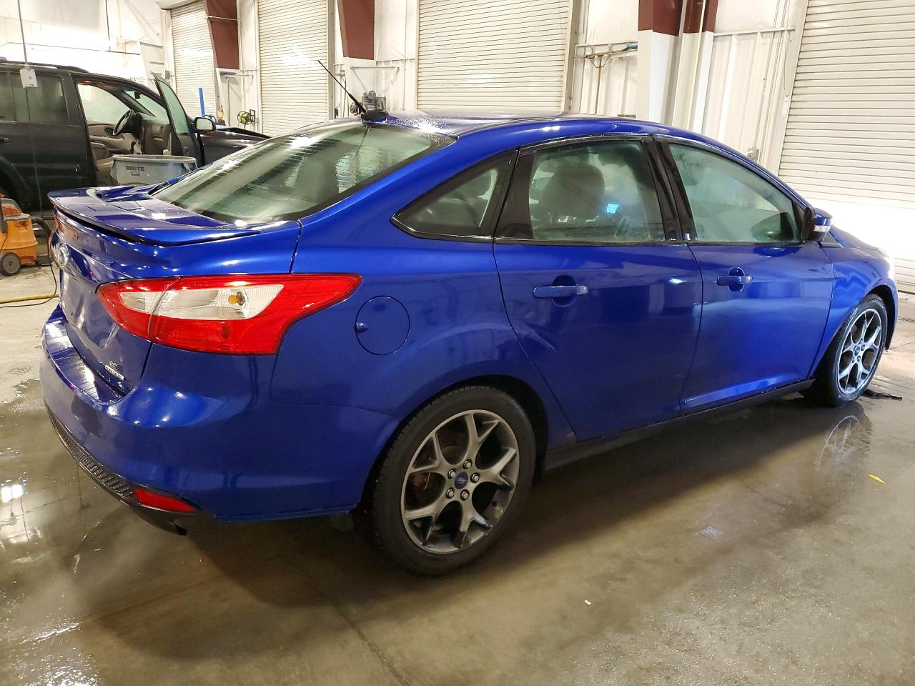 2014 Ford Focus Se Blue vin: 1FADP3F21EL324822
