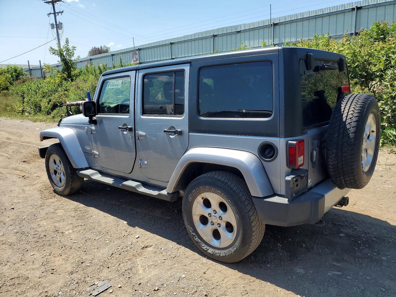 2013 Jeep Wrangler Unlimited Sahara Silver vin: 1C4BJWEGXDL548221