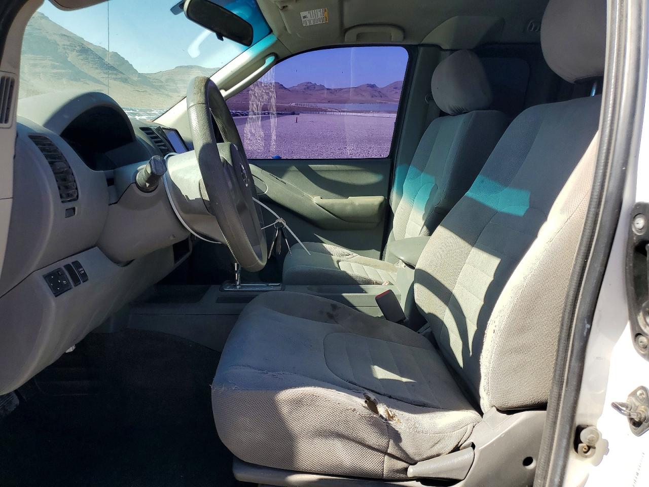 2007 Nissan Frontier King Cab Xe White vin: 1N6BD06T07C421284