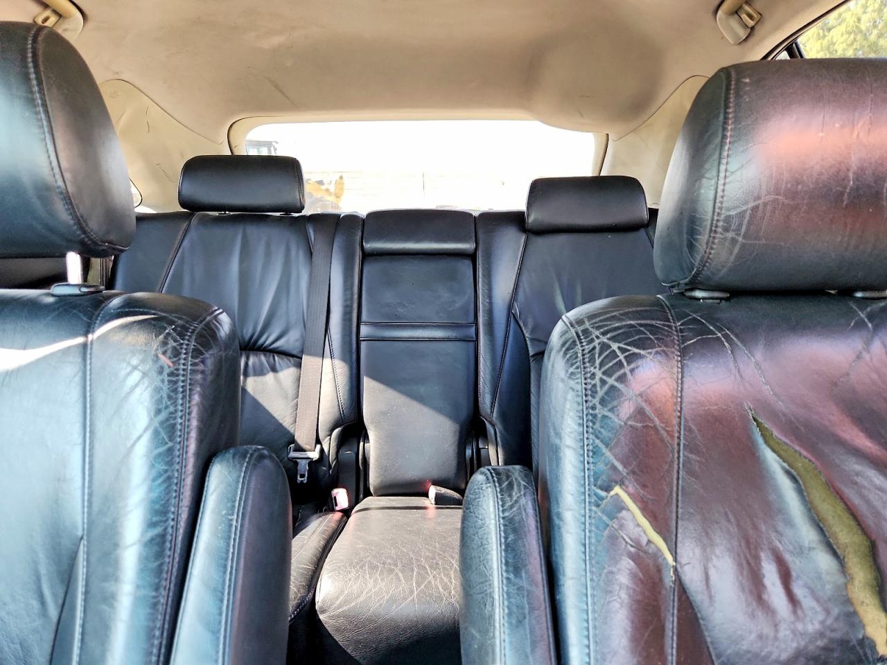 2004 Lexs Rx 330 Silver vin: JTJGA31U440031141