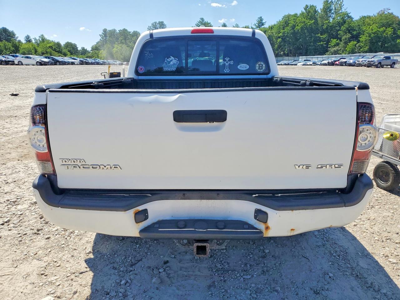 2010 Toyota Tacoma Double Cab Long Bed White vin: 3TMMU4FN9AM022884