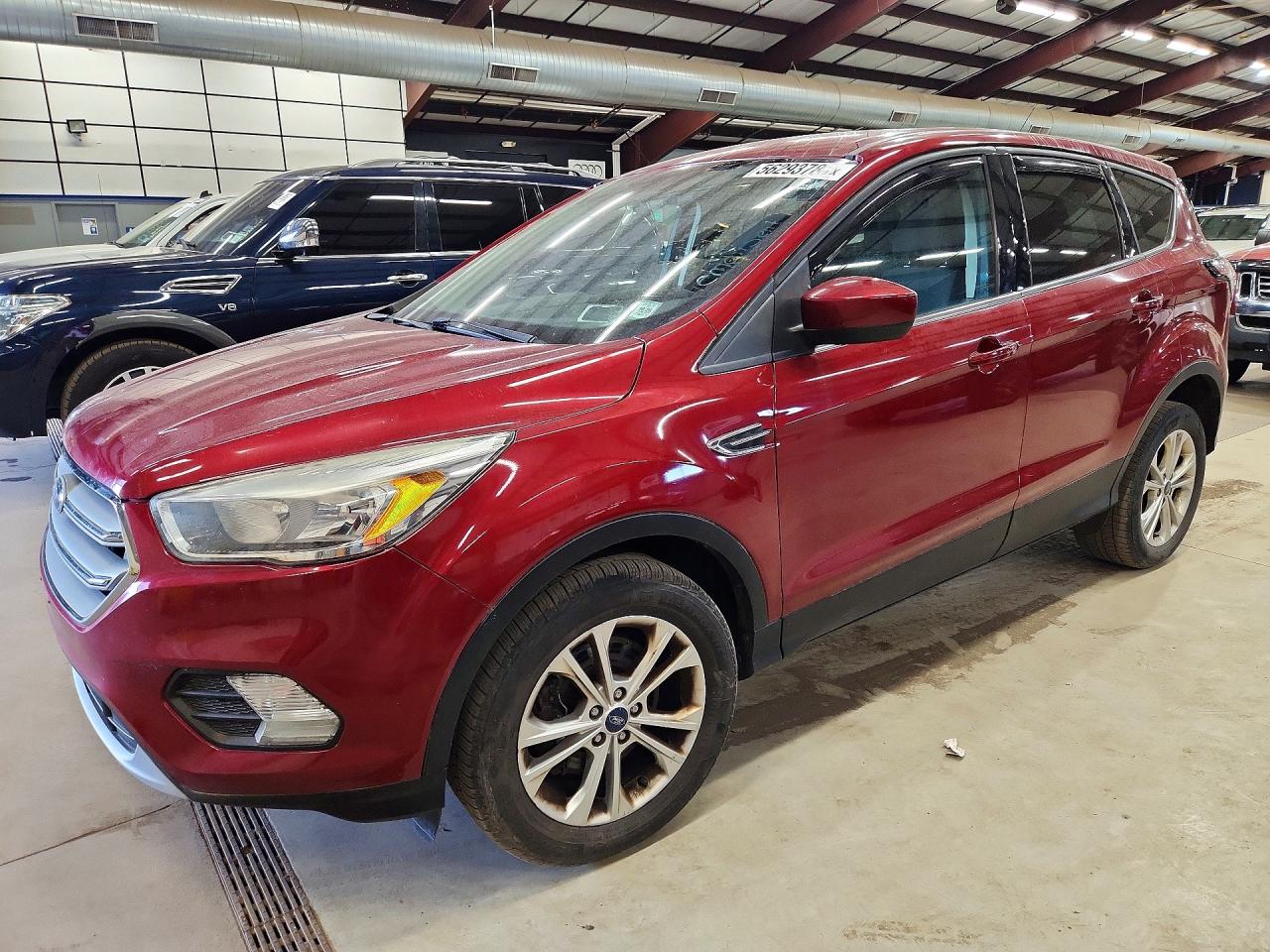 2017 Ford Escape Se Red vin: 1FMCU9GDXHUA74301