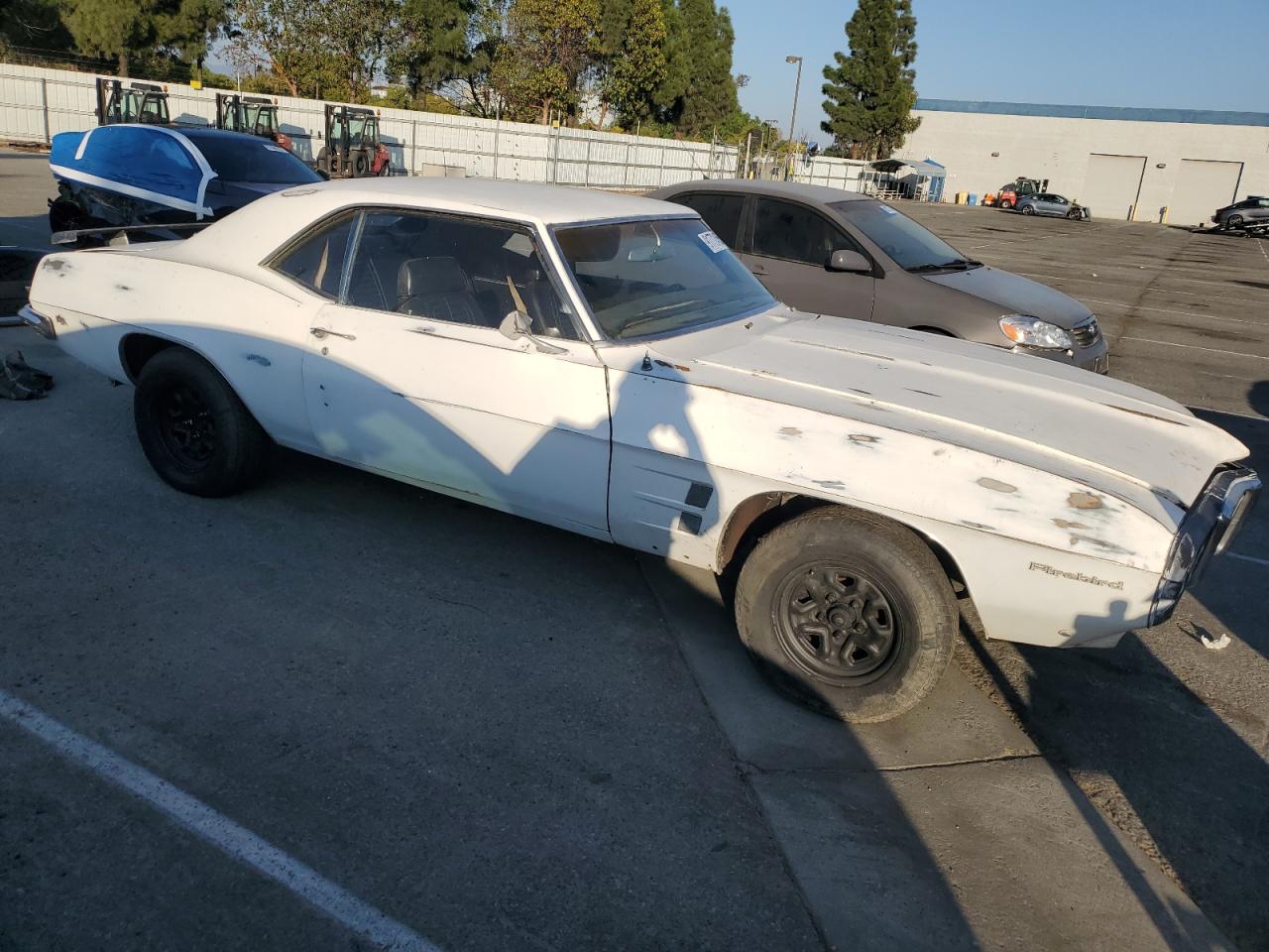 1969 Pontiac Firebird White vin: 223379L601606