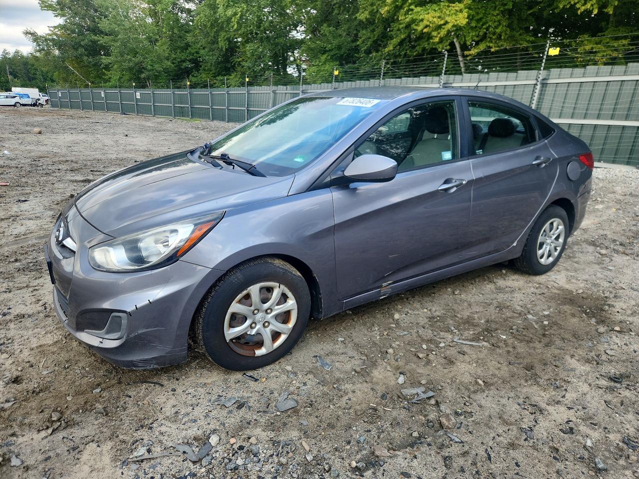 2014 Hyundai Accent Gls Gray vin: KMHCT4AE6EU720033