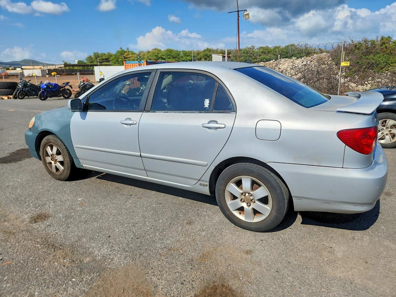 2005 Toyota Corolla Ce Silver vin: 1NXBR32E05Z503712