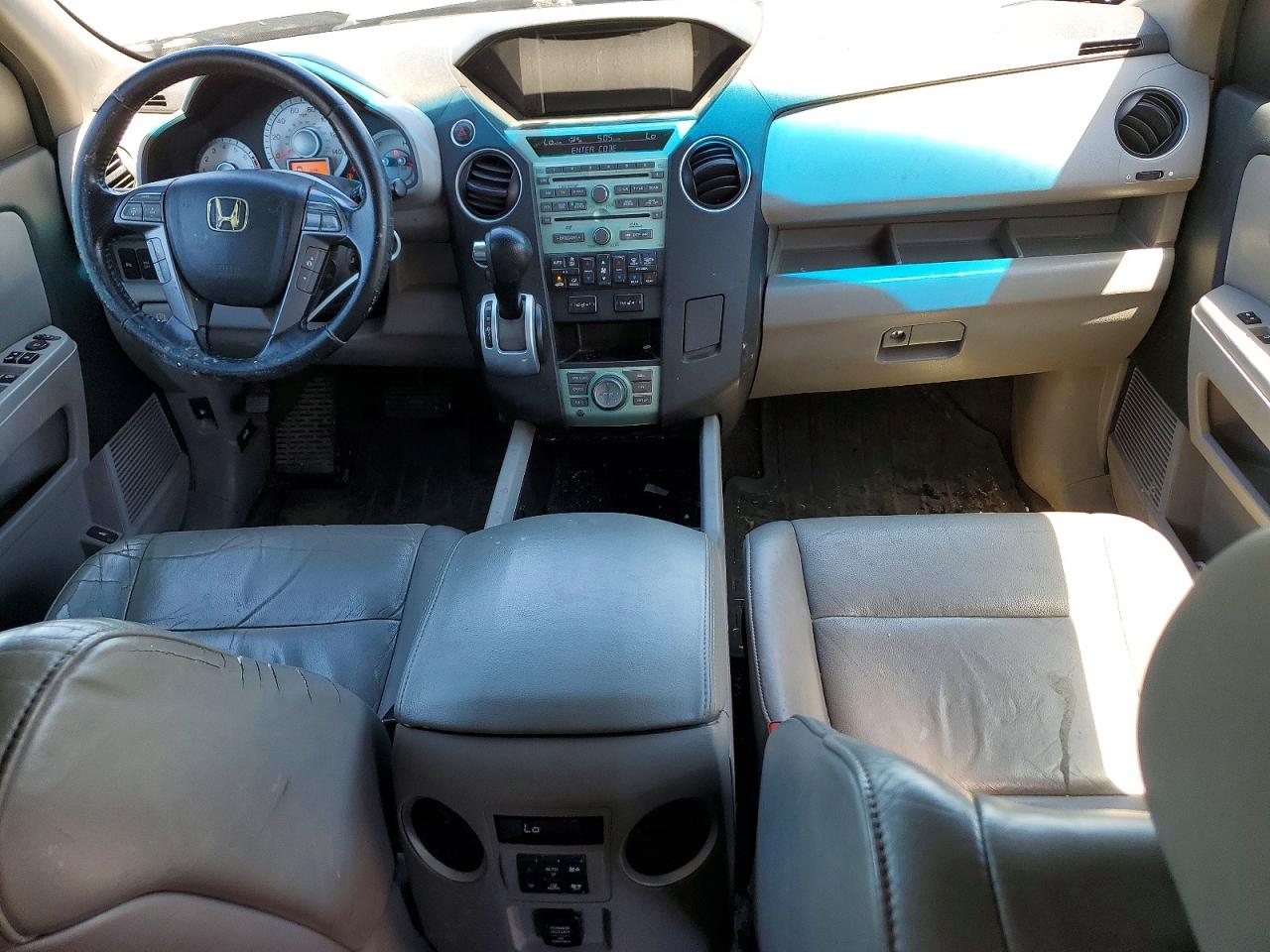 2010 Honda Pilot Touring Black vin: 5FNYF4H97AB005372