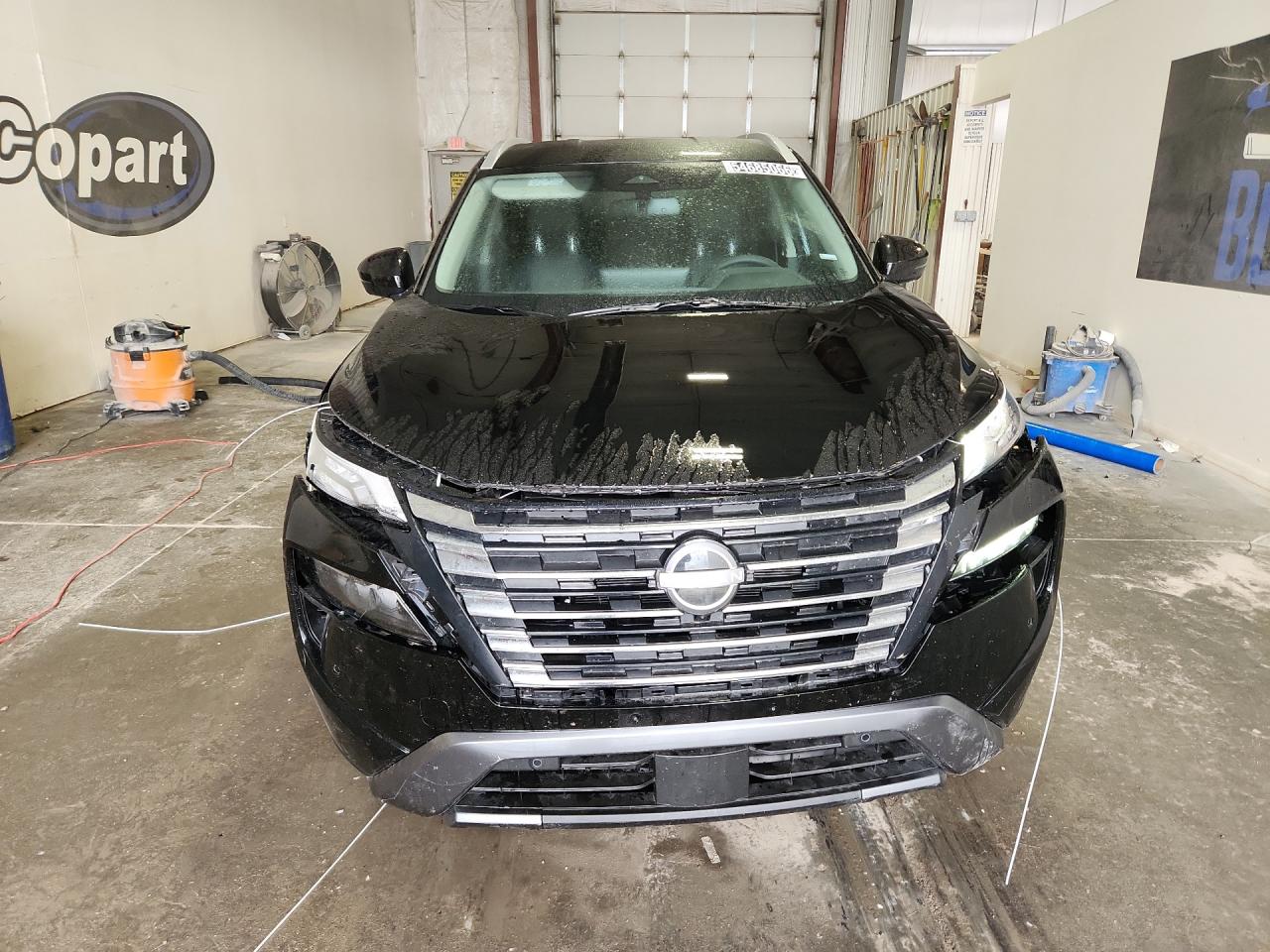 2026 Nissan Rogue Sl Черный vin: 5N1BT3CB1TC791233 Damage: Front Bumper Reinforcement, Broken, Replacement Required