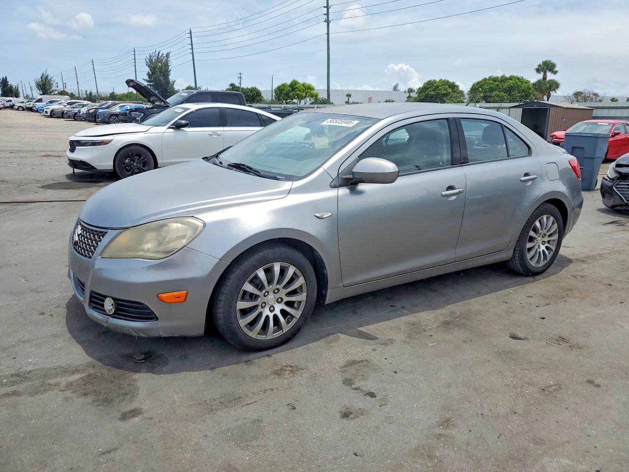 2013 Suzuki Kizashi Se Silver vin: JS2RE9A38D6100314