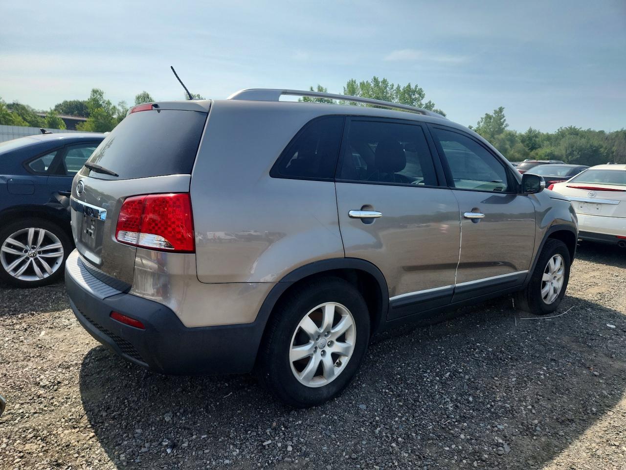 2013 Kia Sorento Lx Gray vin: 5XYKT3A6XDG416772