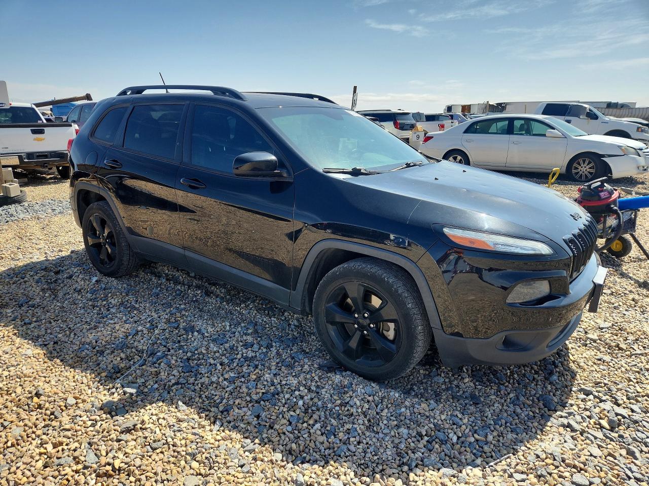 2018 Jeep Cherokee Latitude Black vin: 1C4PJLCB1JD542972