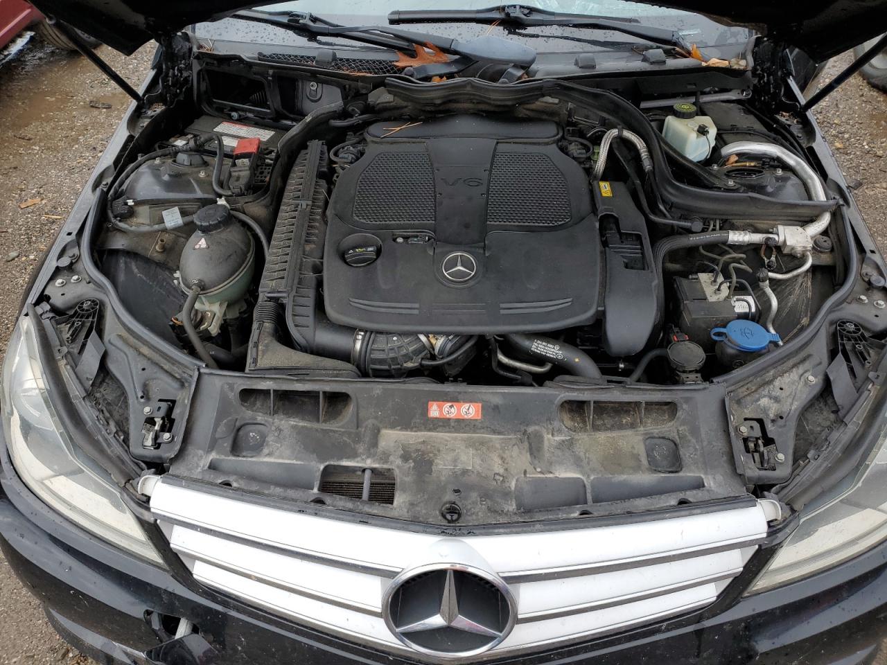 2013 Mercedes-benz C 300 4matic Black vin: WDDGF8AB9DR250808