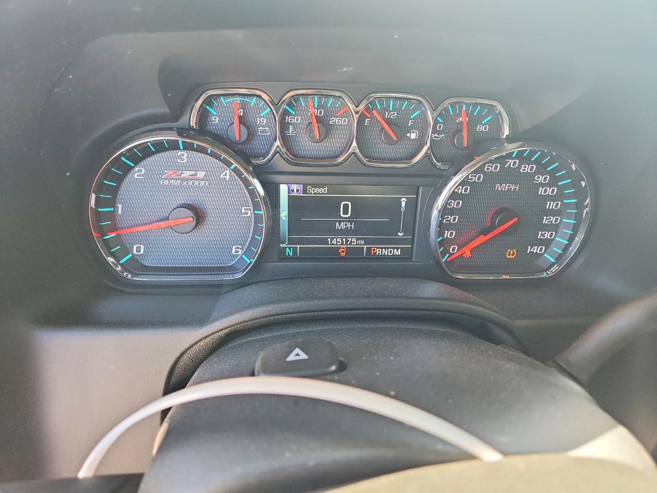 2015 Chevrolet Tahoe K1500 Lt Серебряный vin: 1GNSKBKC2FR727187