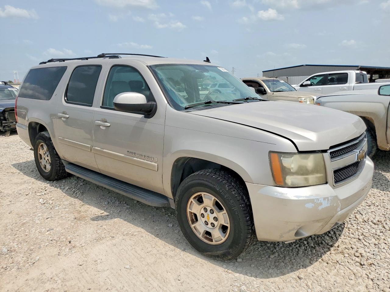 2008 Chevrolet Suburban C1500 Ls Silver vin: 1GNFC16038J220079
