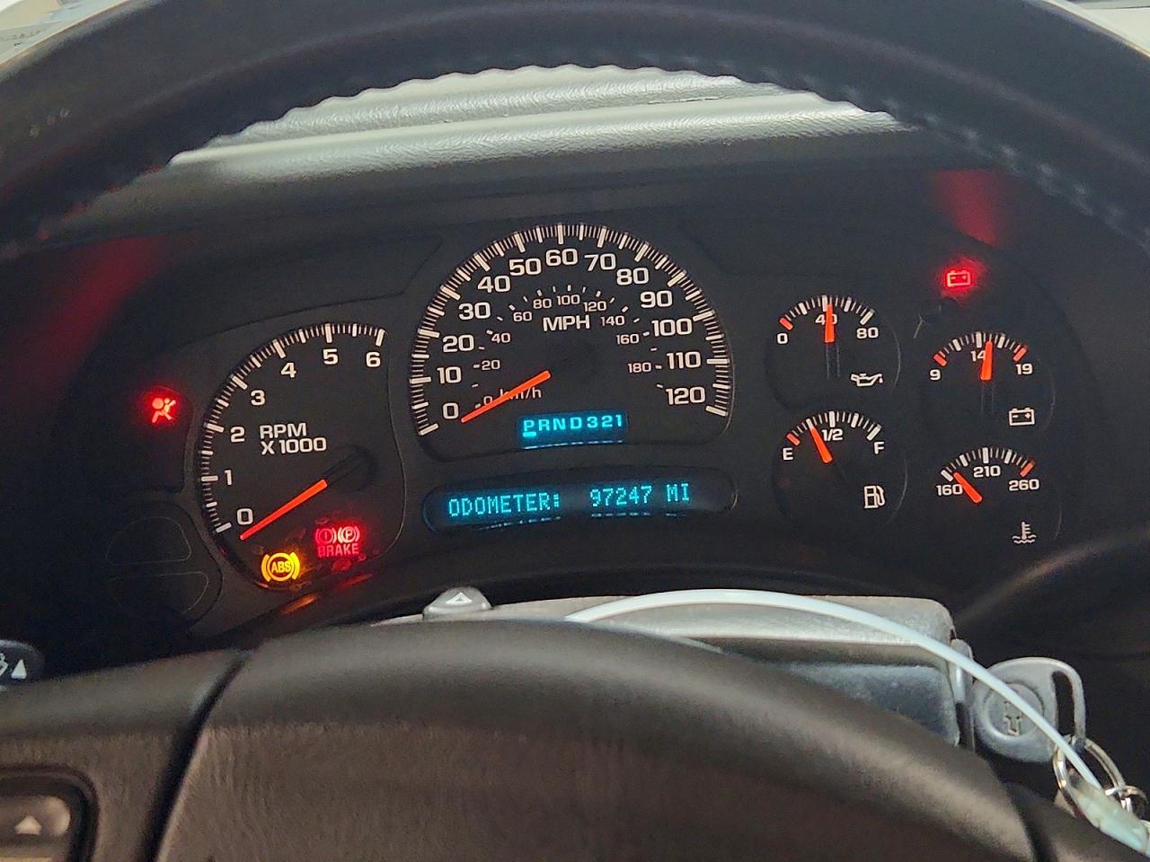 2005 Chevrolet Silverado K1500 White vin: 1GCEK19B25E159283