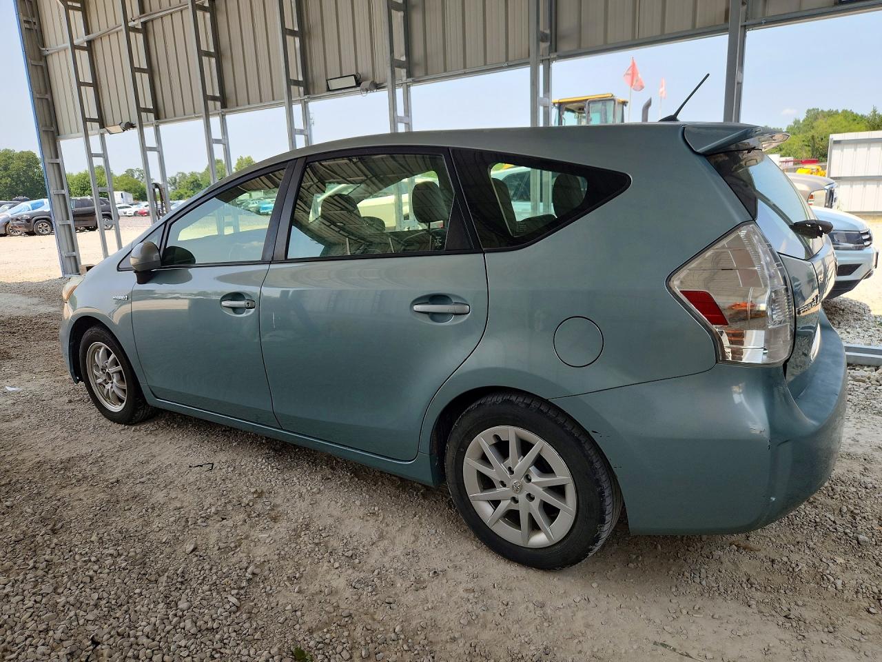 2013 Toyota Prius V Two Turquoise vin: JTDZN3EU8D3211294
