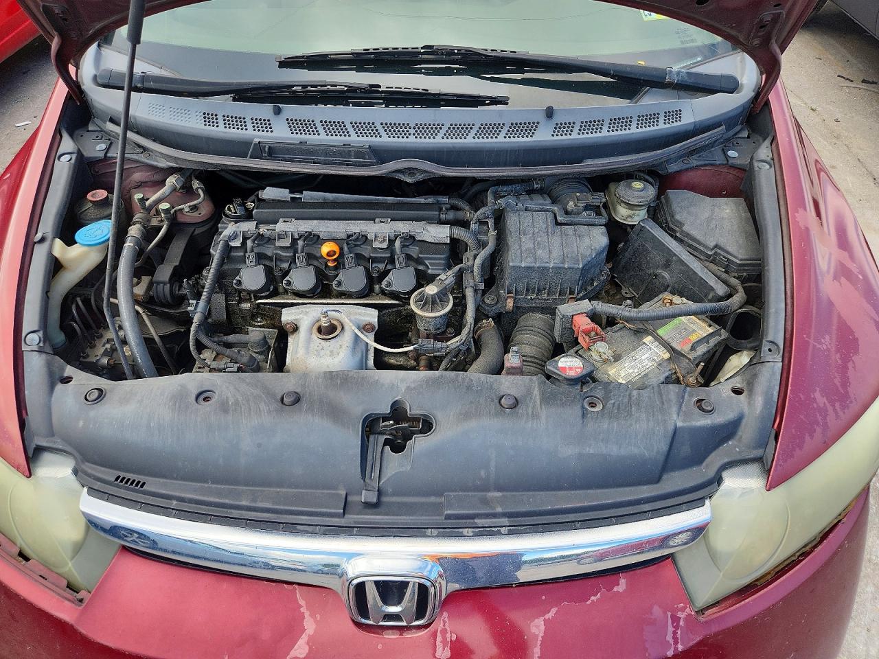 2008 Honda Civic Lx Red vin: 1HGFA16558L055670