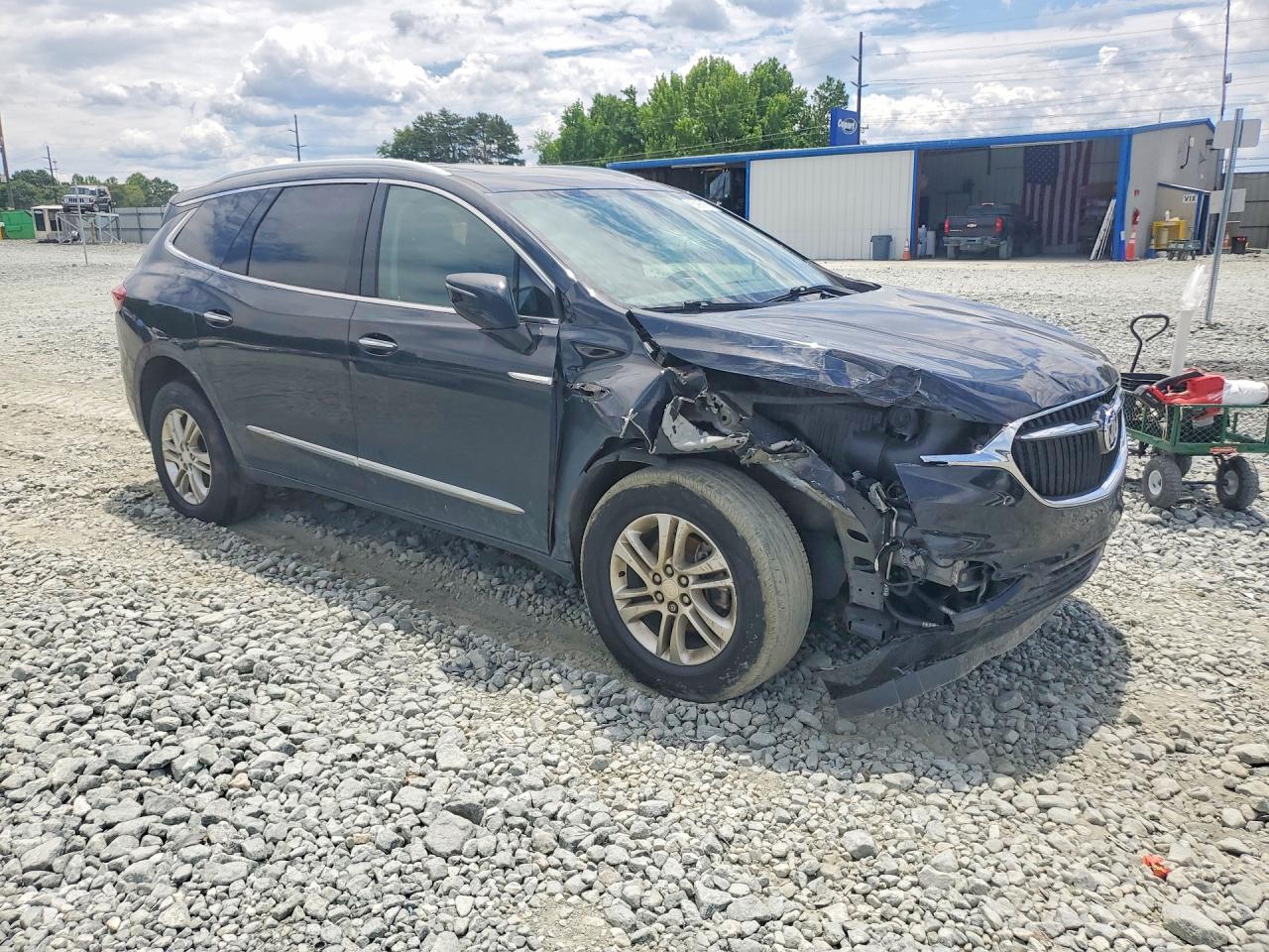 2021 Buick Enclave Essence Угольный vin: 5GAEVAKW9MJ142721