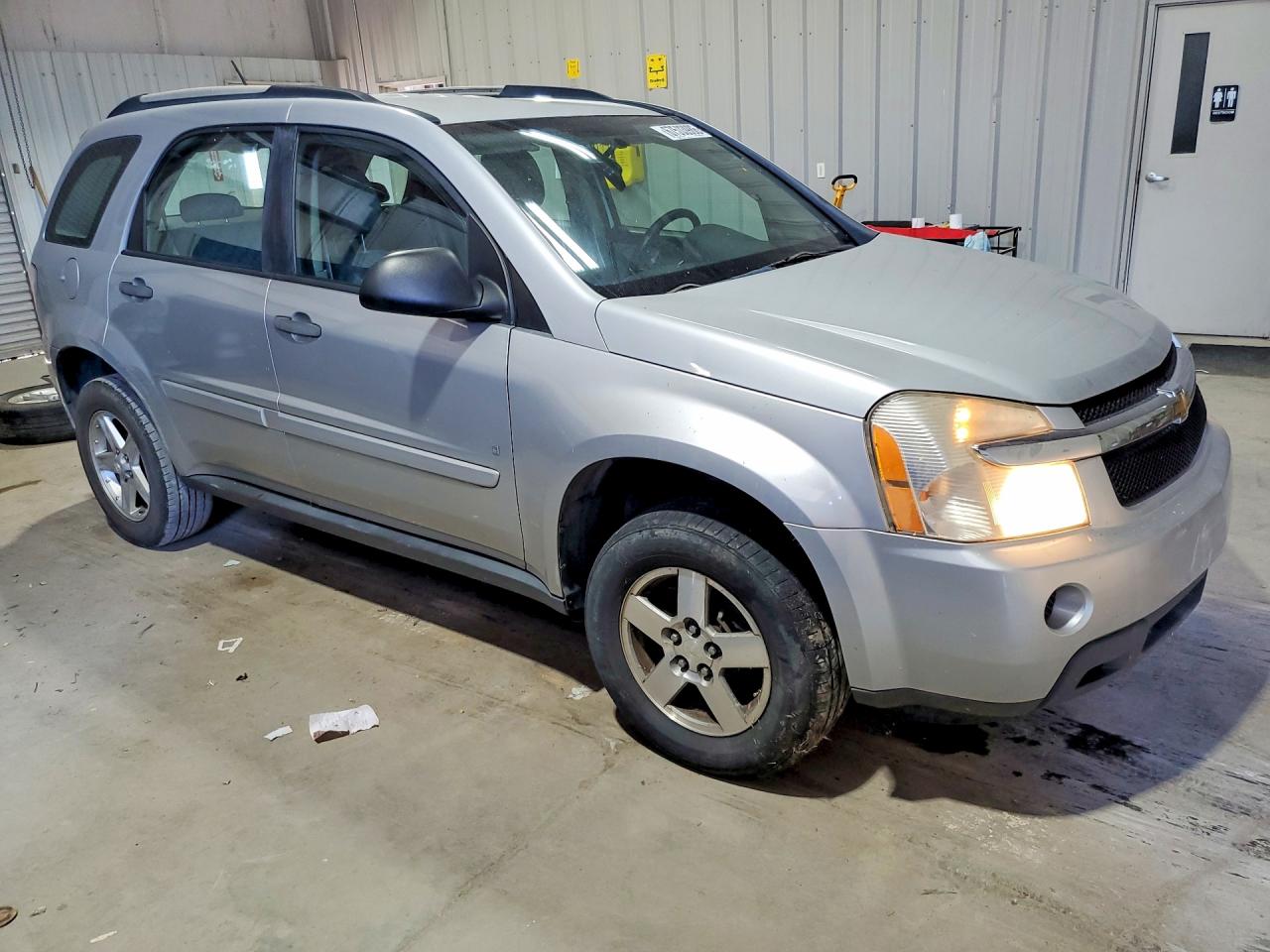 2009 Chevrolet Equinox Ls Silver vin: 2CNDL13F996242316